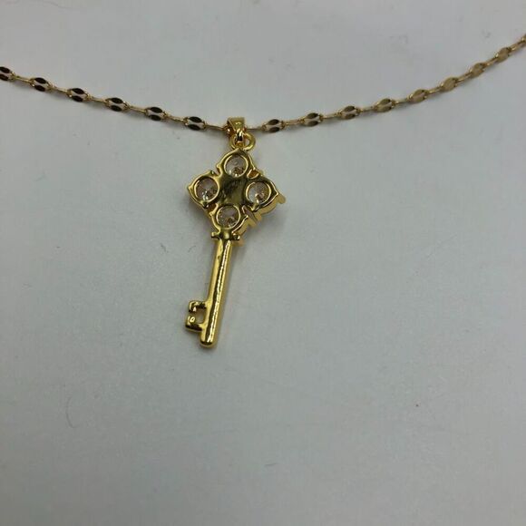 18K Gold Plated Women's Key Pendant Necklace Cubic Zirconia Waterproof Jewelry - Picture 9 of 14